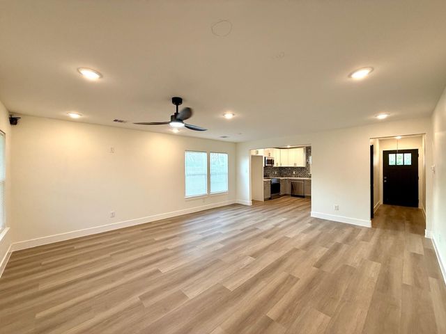 512 Morrell Street, Baytown, TX 77520