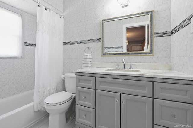 153 Davison Avenue, Lynbrook, NY 11563