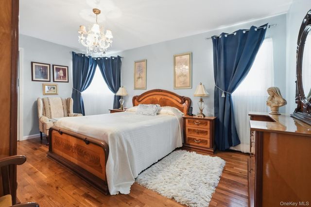 153 Davison Avenue, Lynbrook, NY 11563