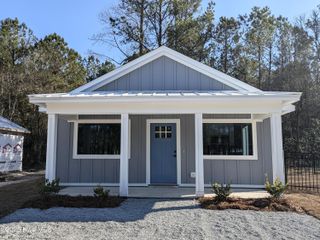 108 Long Pond Loop, Swansboro, NC 28584