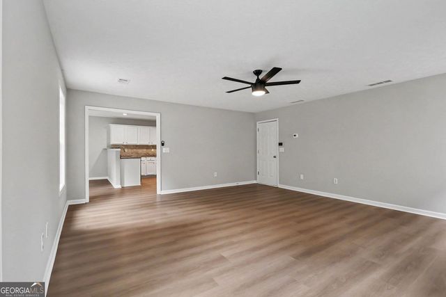 3747 Valley Bluff Lane, Snellville, GA 30039