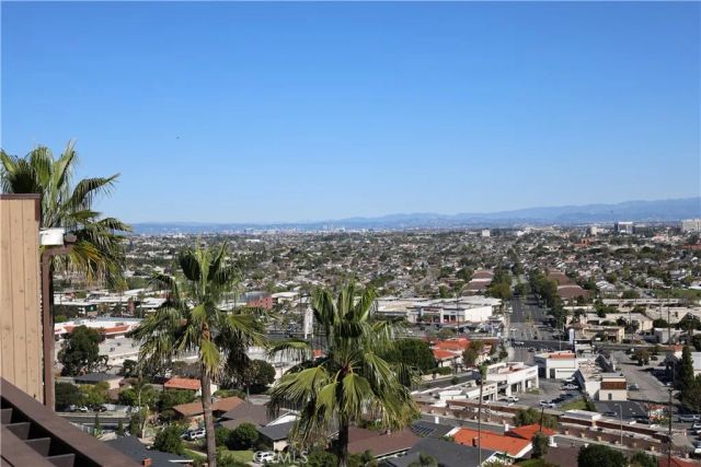 4201 Mesa, Torrance, CA 90505