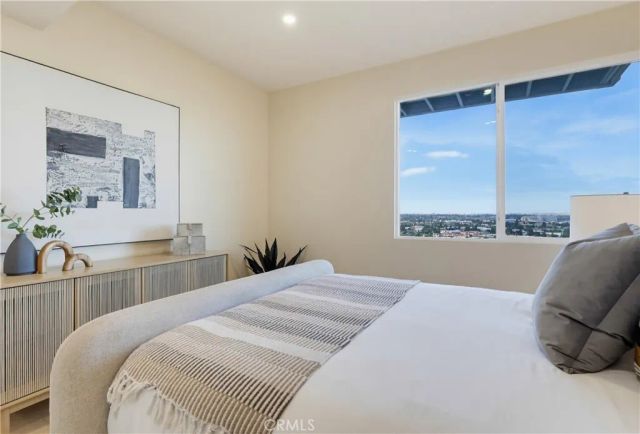 4201 Mesa, Torrance, CA 90505