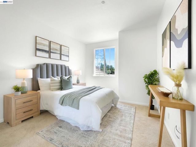 11 Meadows Ct, Fremont, CA 94539