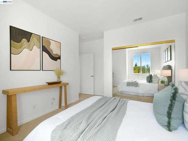 11 Meadows Ct, Fremont, CA 94539