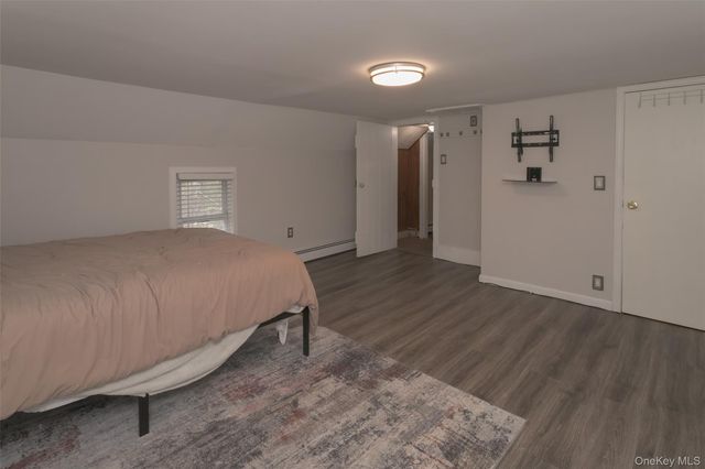 65 Hudson Street, Chester, NY 10918