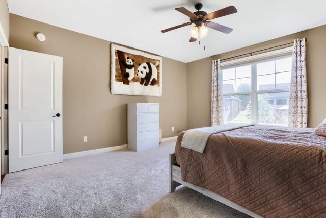 10734 Kingsfield Lane, Woodbury, MN 55129