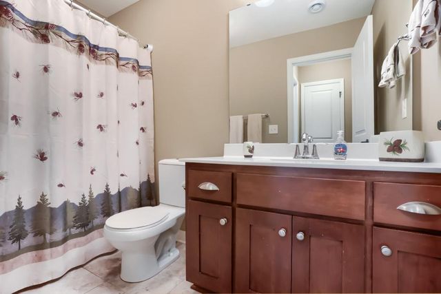 10734 Kingsfield Lane, Woodbury, MN 55129
