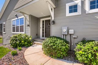 10734 Kingsfield Lane, Woodbury, MN 55129