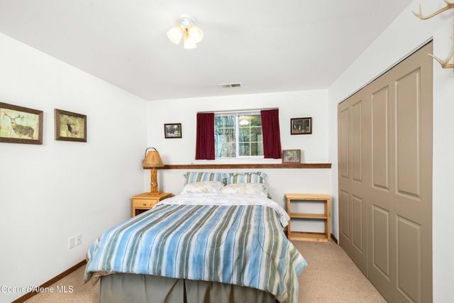 5565 Selle RD, Sandpoint, ID 83864