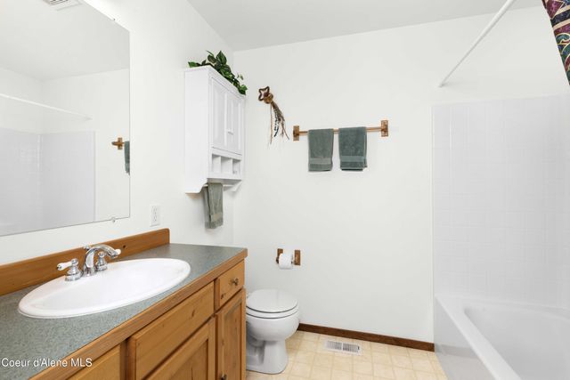 5565 Selle RD, Sandpoint, ID 83864