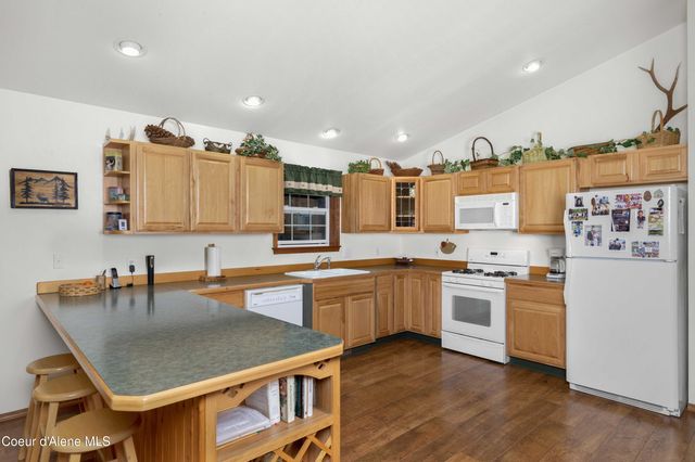 5565 Selle RD, Sandpoint, ID 83864