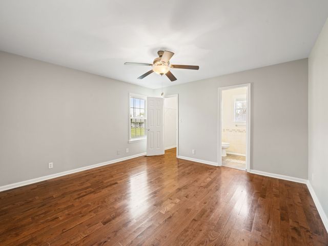 239 Moncrest Dr, Clarksville, TN 37042