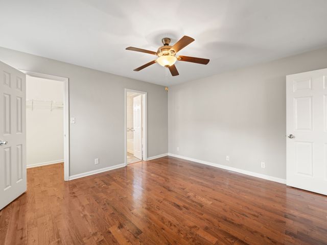 239 Moncrest Dr, Clarksville, TN 37042