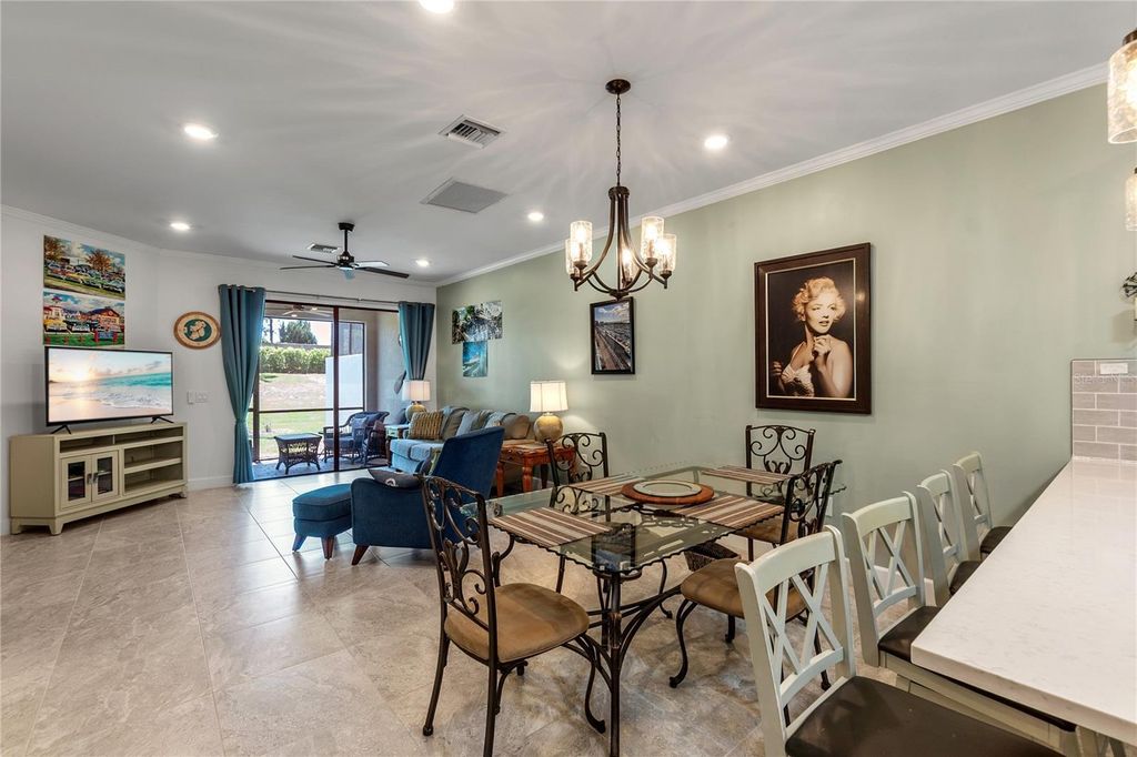 Image 12 of property listing at 7660 SUMMERLAND COVE, Bradenton, FL 34202