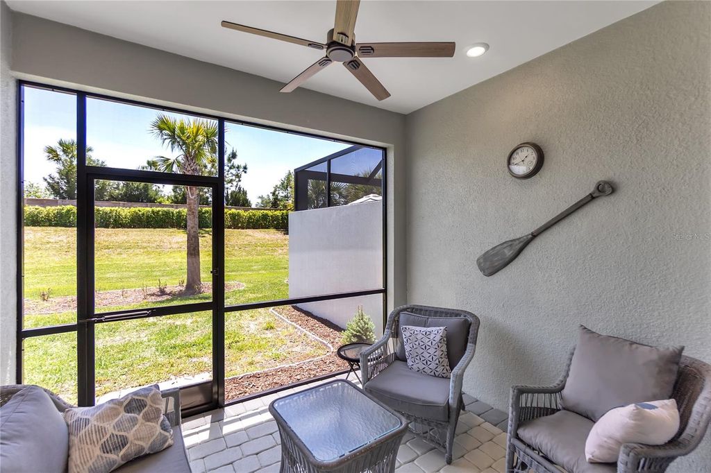 Image 17 of property listing at 7660 SUMMERLAND COVE, Bradenton, FL 34202