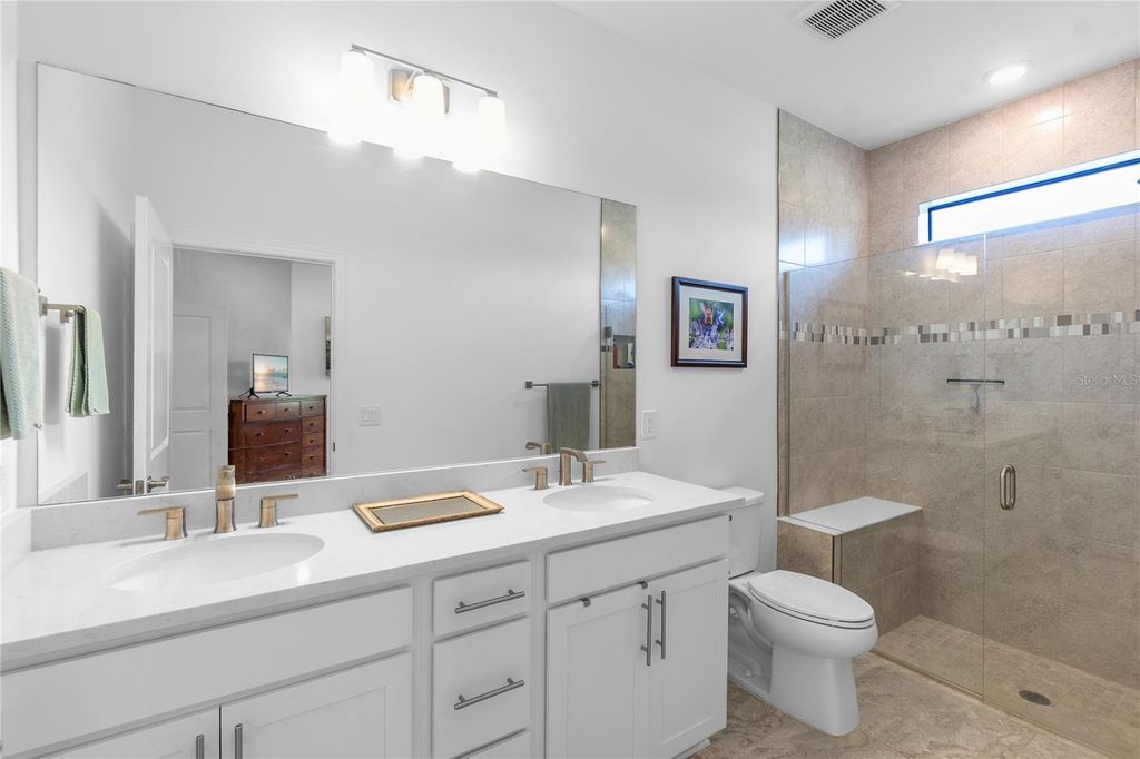 Image 26 of property listing at 7660 SUMMERLAND COVE, Bradenton, FL 34202