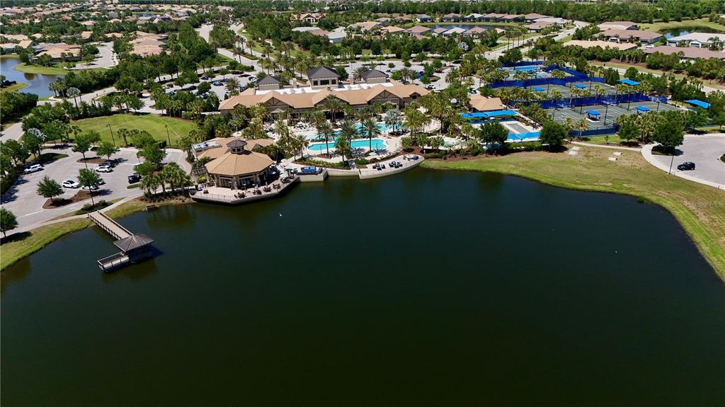 Image 45 of property listing at 7660 SUMMERLAND COVE, Bradenton, FL 34202