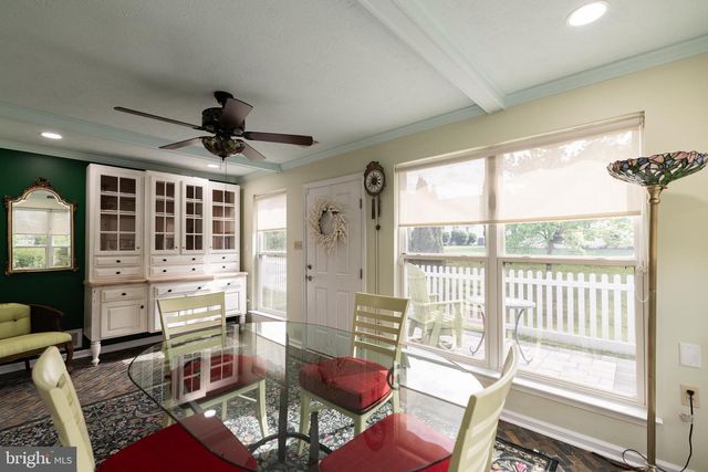 200 CRESTWOOD LN, Winchester, VA 22602