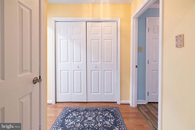 200 CRESTWOOD LN, Winchester, VA 22602
