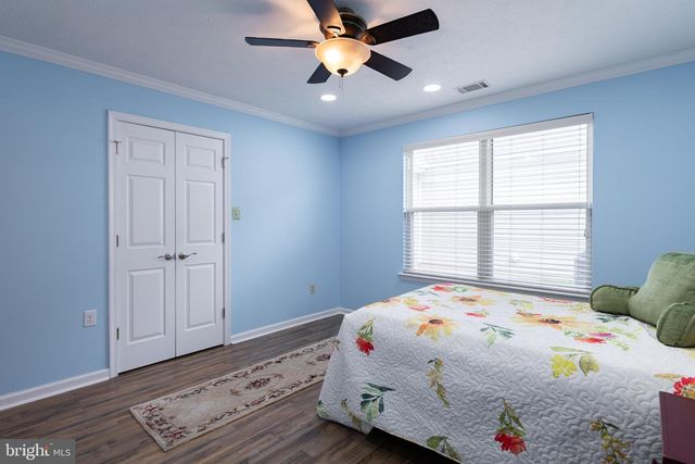 200 CRESTWOOD LN, Winchester, VA 22602