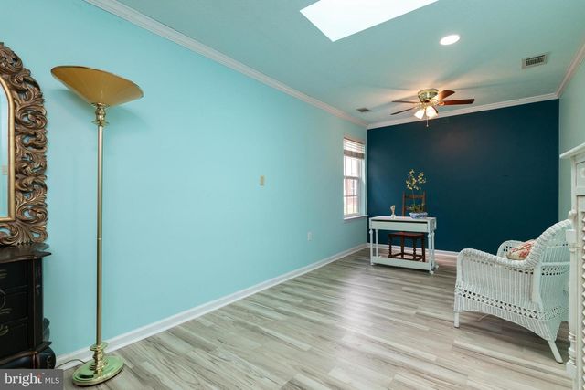 200 CRESTWOOD LN, Winchester, VA 22602