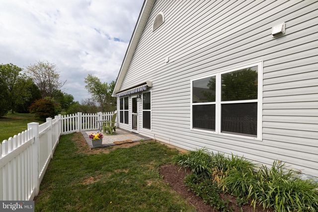 200 CRESTWOOD LN, Winchester, VA 22602