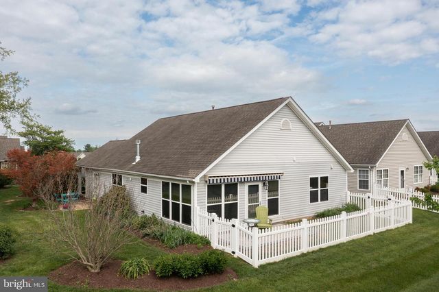 200 CRESTWOOD LN, Winchester, VA 22602