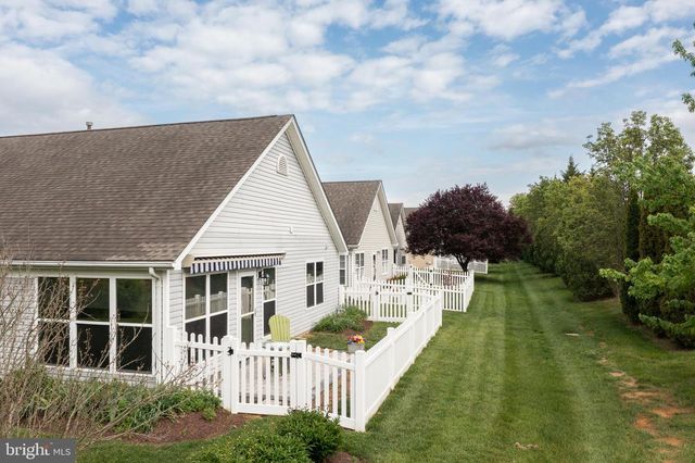 200 CRESTWOOD LN, Winchester, VA 22602