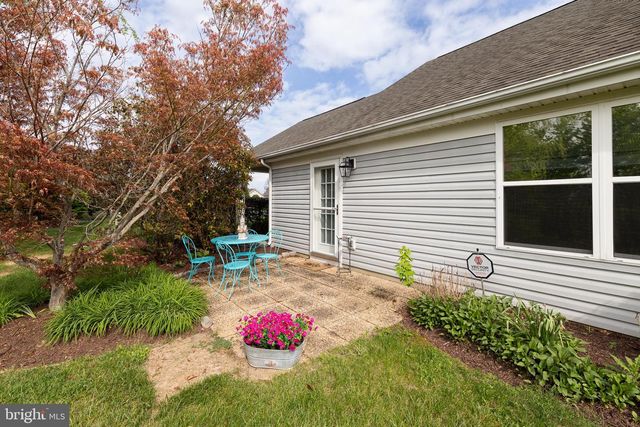 200 CRESTWOOD LN, Winchester, VA 22602