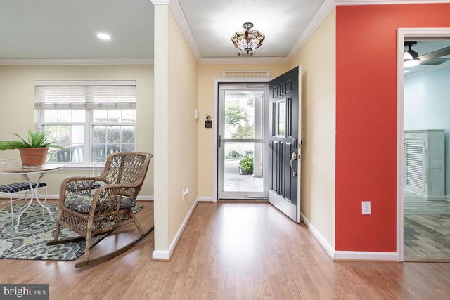 200 CRESTWOOD LN, Winchester, VA 22602
