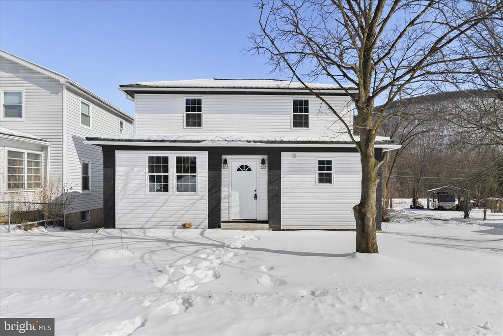 Image 1 of property listing at 12702 BOWLING ST, Cumberland, MD 21502