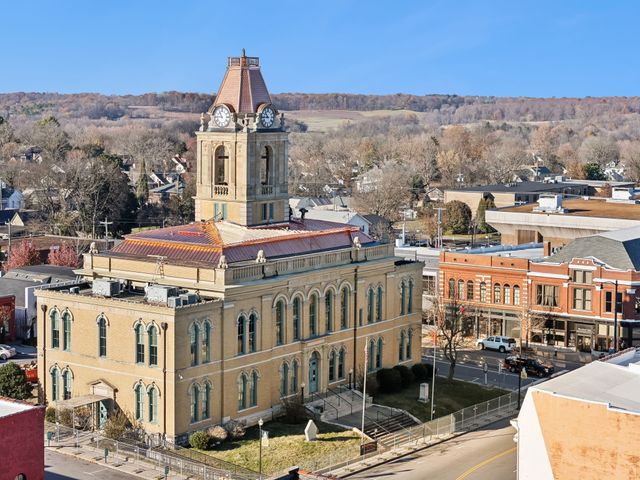 952 N Brown St, N, Springfield, TN 37172