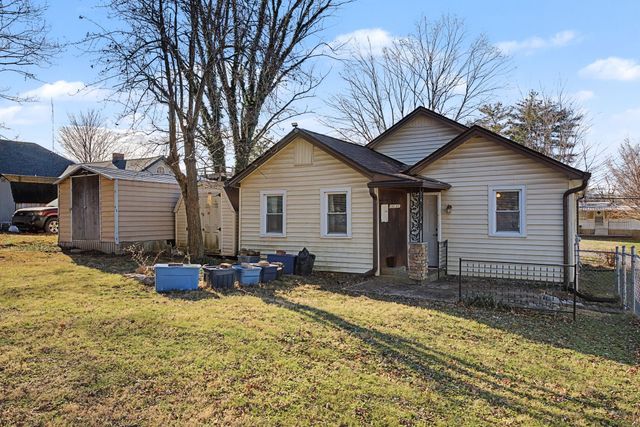 952 N Brown St, N, Springfield, TN 37172