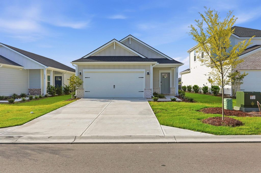 8224 Sparkle Dr., Longs, SC 29568