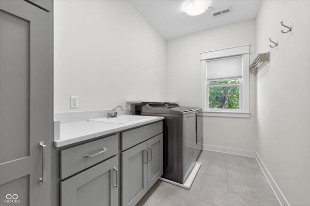 1824 N Alabama Street, Indianapolis, IN 46202