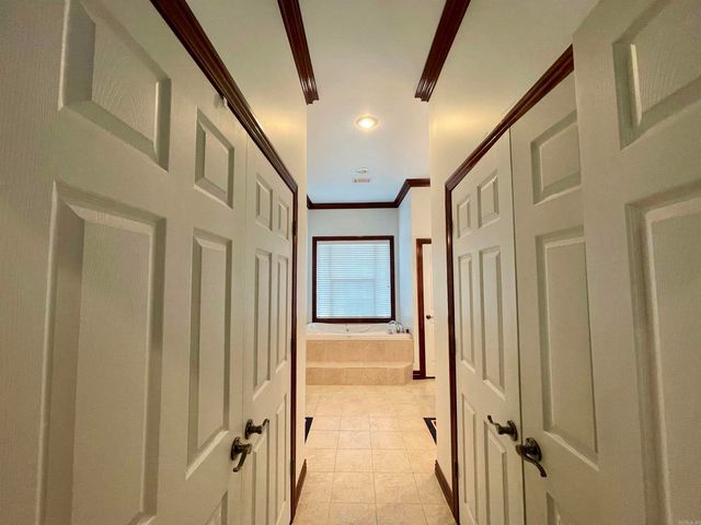 1013 Brownstone Drive, Jonesboro, AR 72404