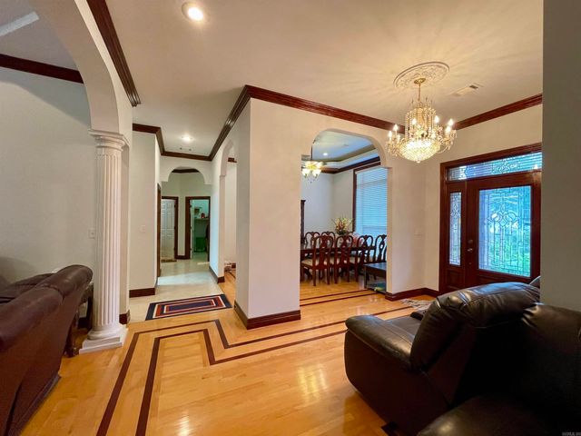 1013 Brownstone Drive, Jonesboro, AR 72404