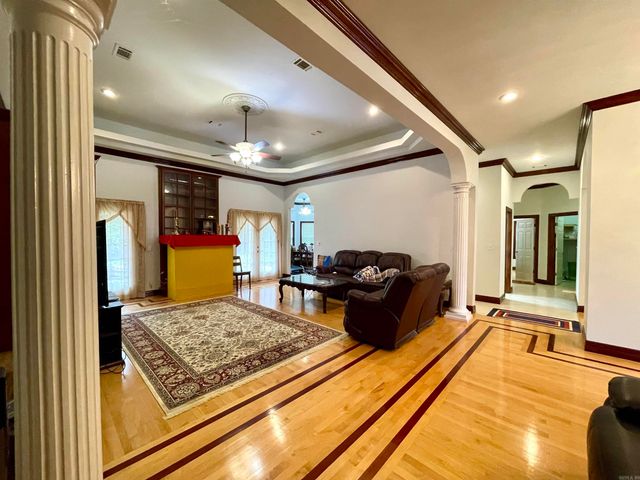 1013 Brownstone Drive, Jonesboro, AR 72404