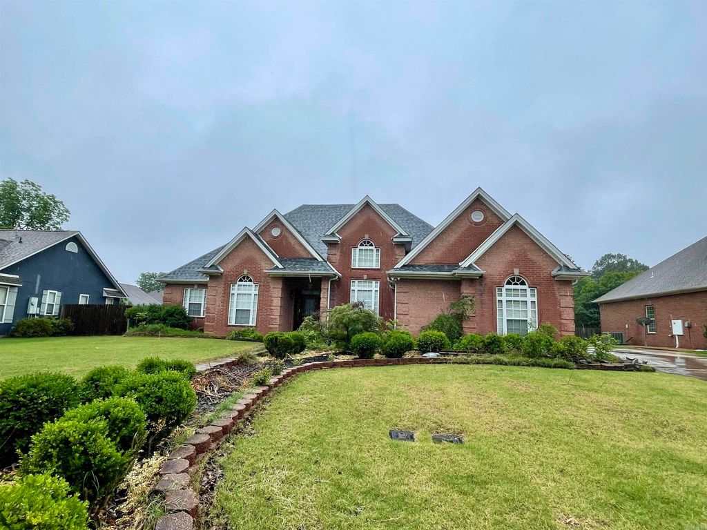 1013 Brownstone Drive, Jonesboro, AR 72404