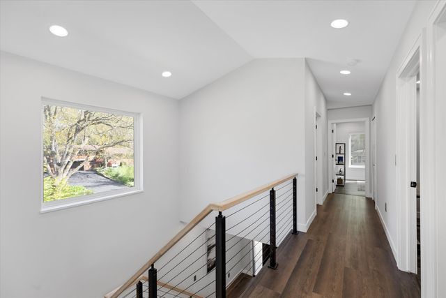 2420 James Street, Ann Arbor, MI 48104