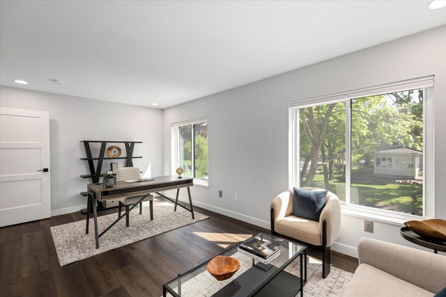 2420 James Street, Ann Arbor, MI 48104