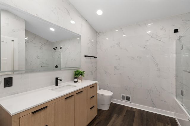 2420 James Street, Ann Arbor, MI 48104