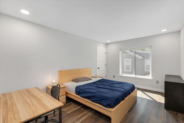 2420 James Street, Ann Arbor, MI 48104