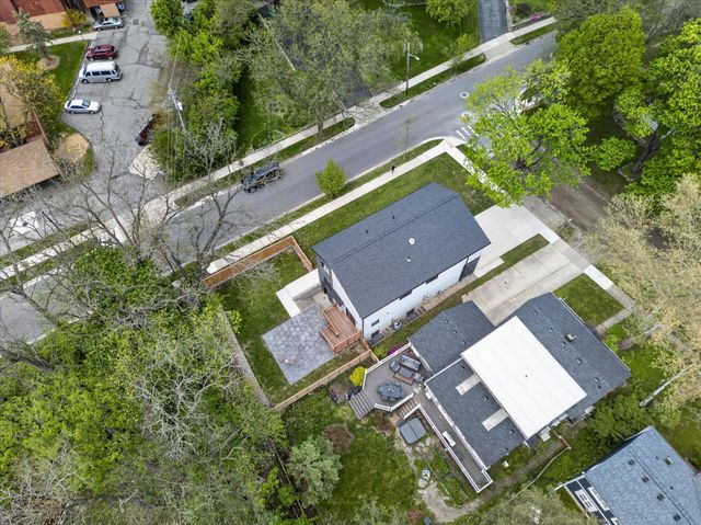 2420 James Street, Ann Arbor, MI 48104