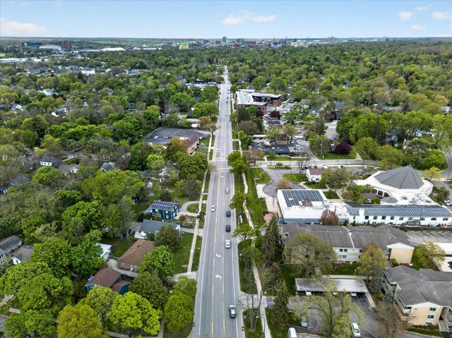 2420 James Street, Ann Arbor, MI 48104