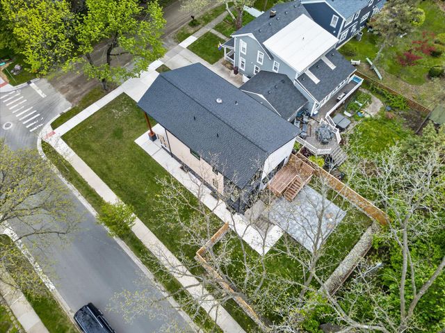 2420 James Street, Ann Arbor, MI 48104