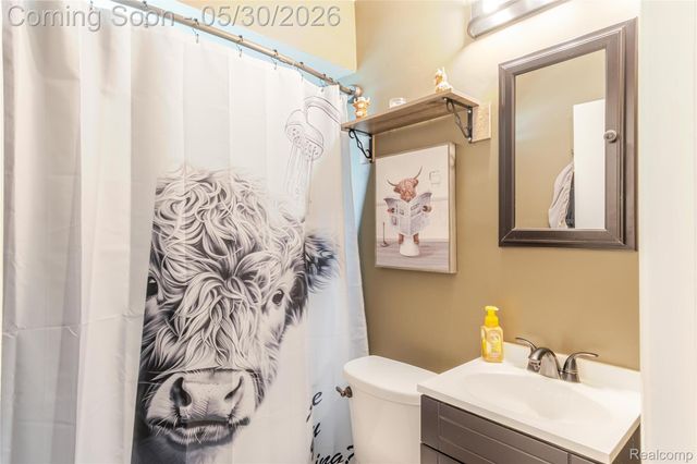 25446 Colgate Street, Dearborn Heights, MI 48125