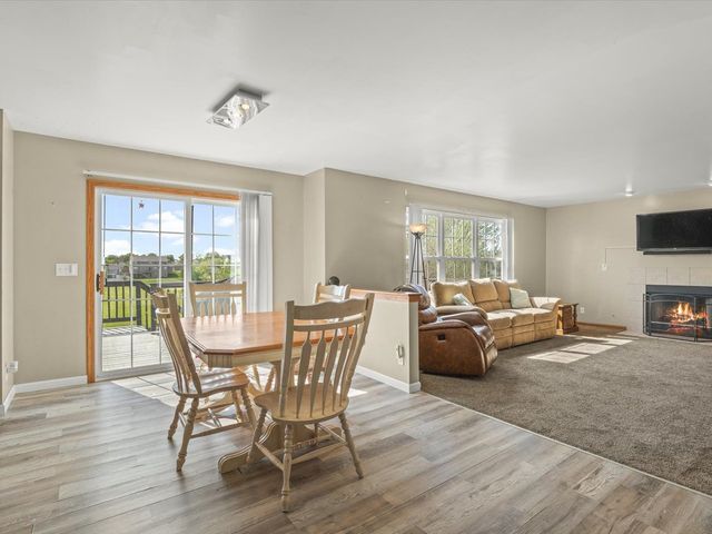 7238 Price Drive, Machesney Park, IL 61115