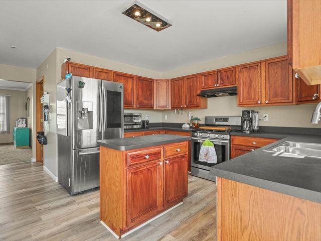 7238 Price Drive, Machesney Park, IL 61115